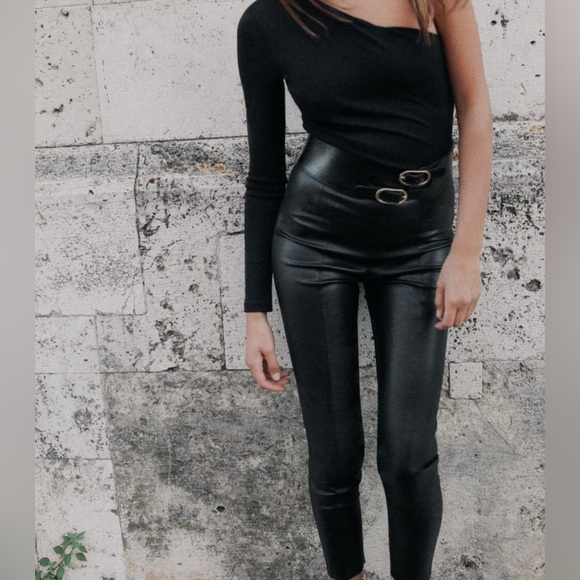 Zara high rise faux leather leggings, size XL, elastic waistband, seamed - Picture 15 of 15